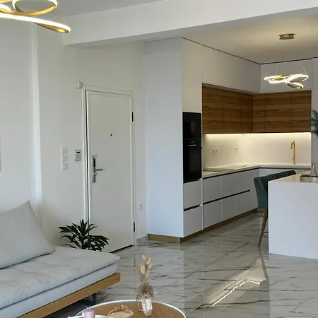 Madi Luxury Patras