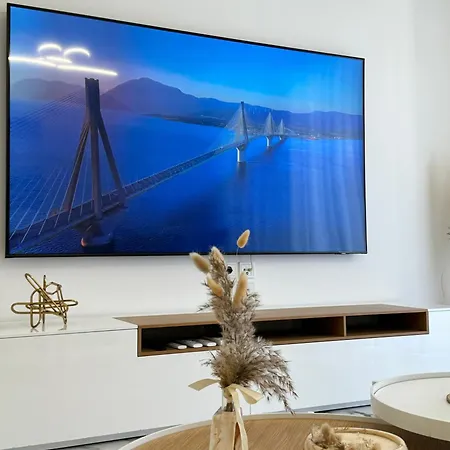 Madi Luxury מלון דירות פאטרה
