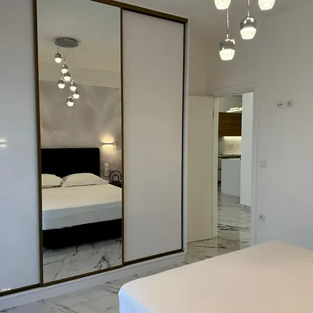 Madi Luxury