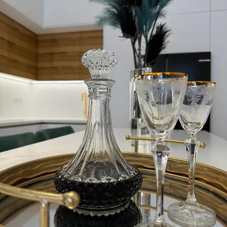 Madi Luxury מלון דירות