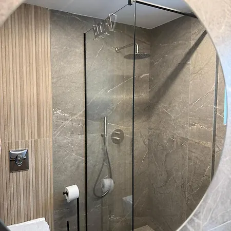 Madi Luxury 4*