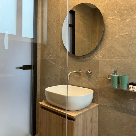 Madi Luxury מלון דירות