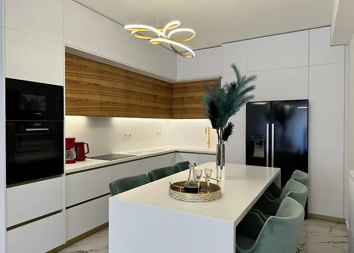 Aparthotel Madi Luxury